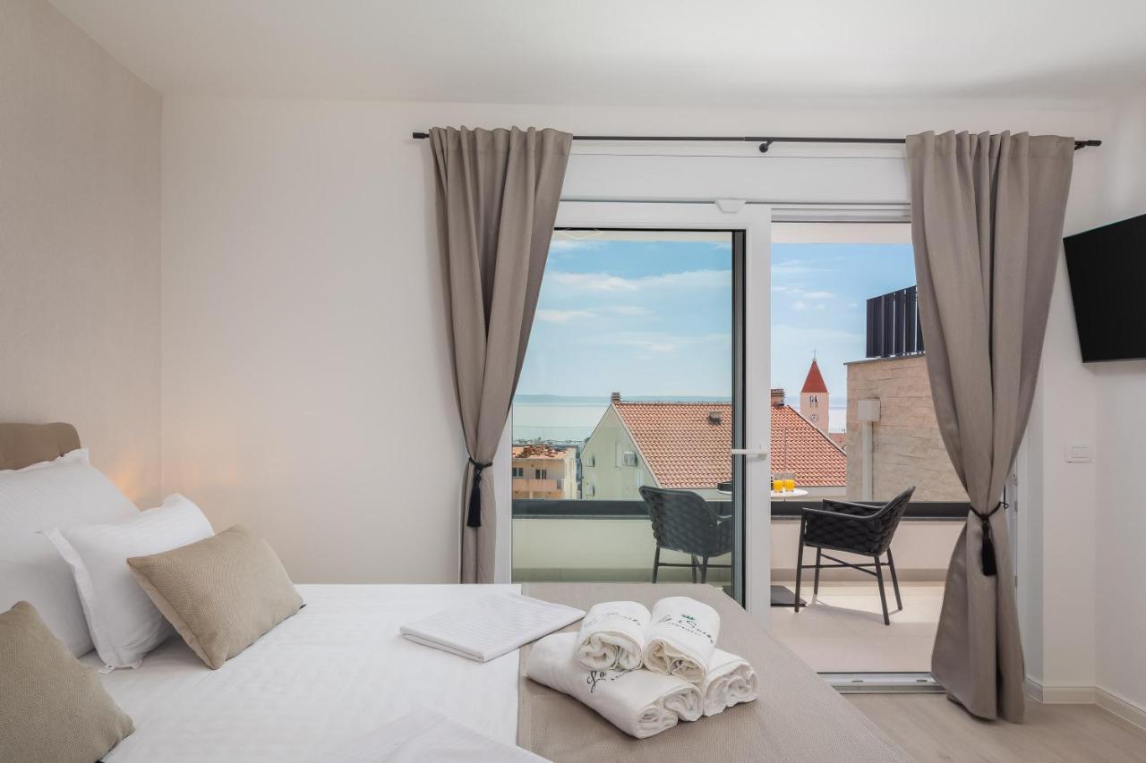 La Apartment *
