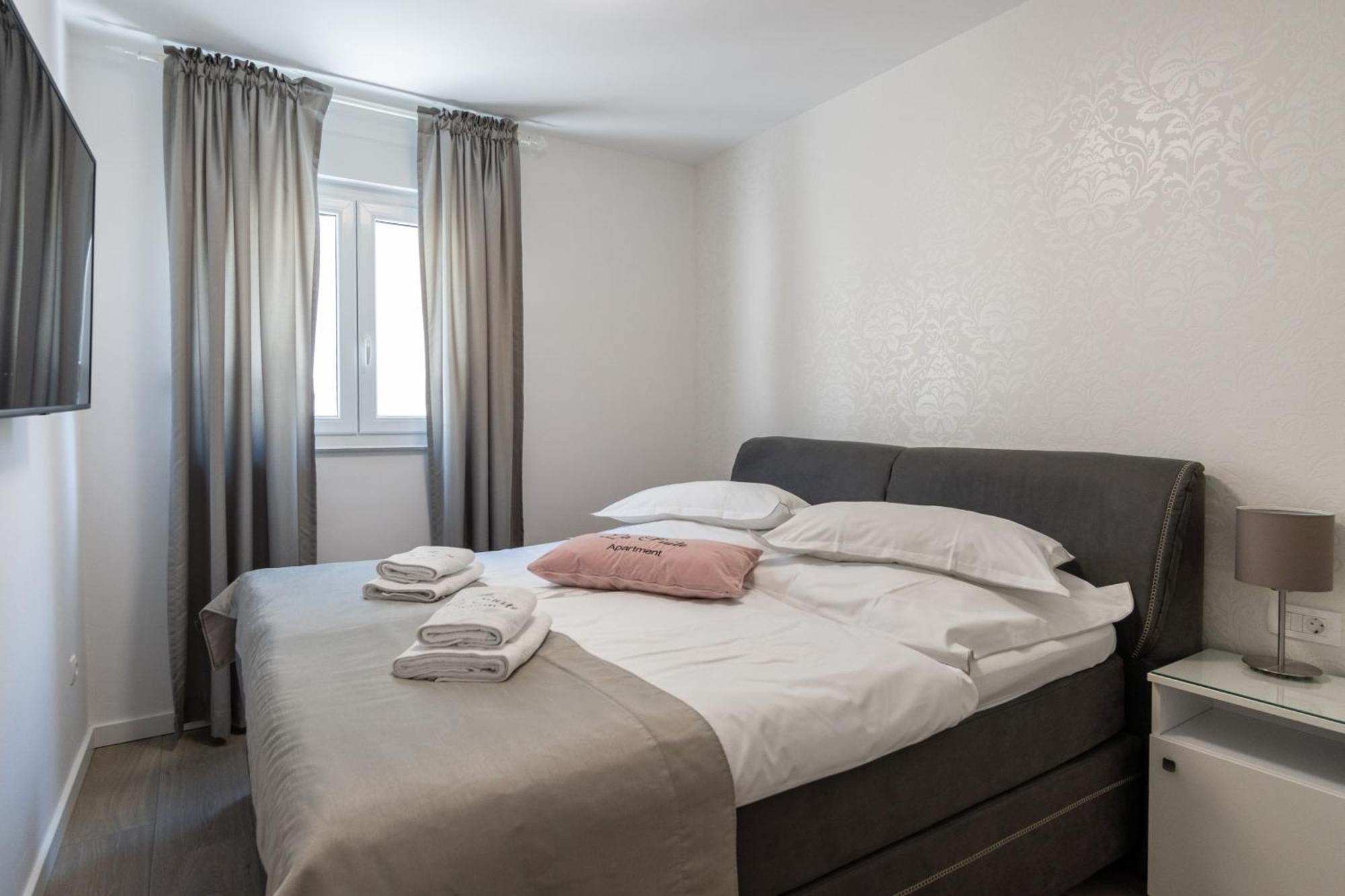 La Apartment *