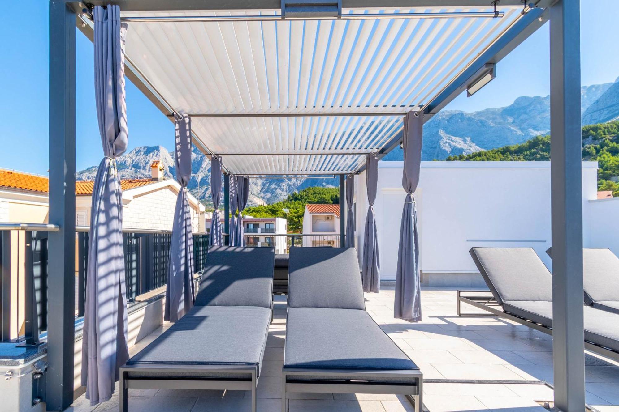 Apartment La Promajna